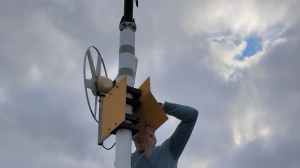 Installation of GPS tracker in Athos station (December 2019)